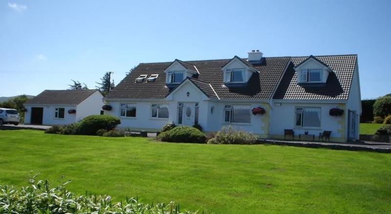 Cornerstones B&B Moyard Exterior photo